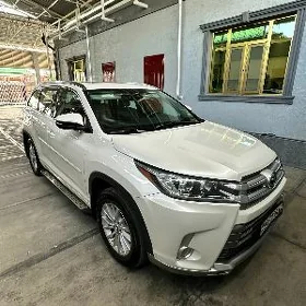 Toyota Highlander 2017