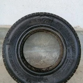 235 70R 16