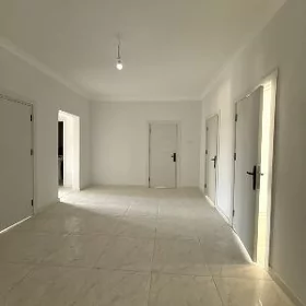 Änew  Panelny 3komnat