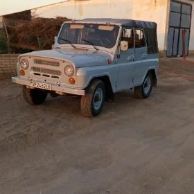 UAZ 469 2002