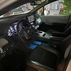 Toyota Sienna 2022