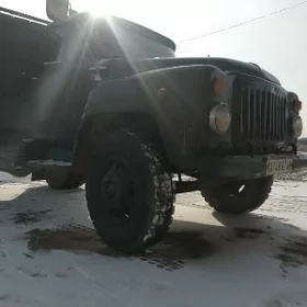 Gaz 52 1982