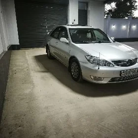 Toyota Camry 2005