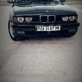 BMW 525 1990