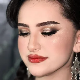 gurtly salon hyzmaty