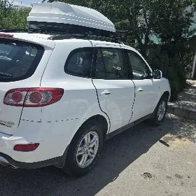Hyundai Santa Fe 2012