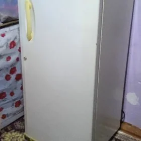 Продаётся холодильник