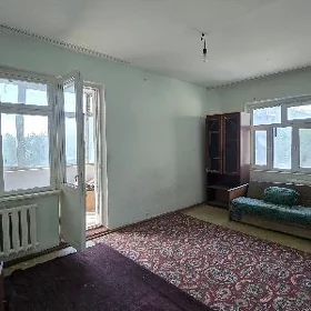 Бай базар 2нжи эт 1ком веранда