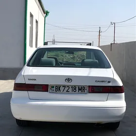 Toyota Camry 1999