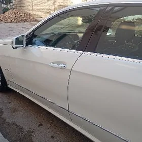 Mercedes-Benz E350 2010