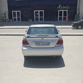 Toyota Camry 2004