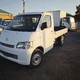 Toyota Town Ace 2022