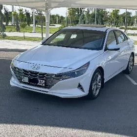 Hyundai Elantra 2021