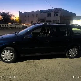 Opel Astra 1998