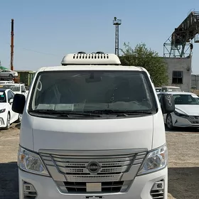 Nissan Urvan 2025