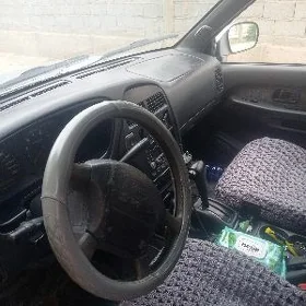 Nissan Pathfinder 1999