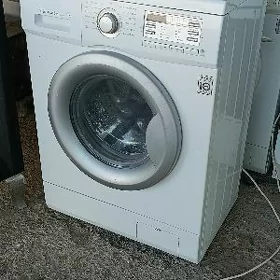 LG kirmasyn