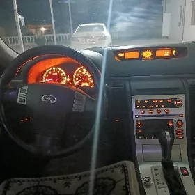 Infiniti G35 2005