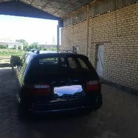 Toyota Corona 1995