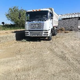 CAMC HN3250P34C6M 2011