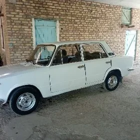 Lada 2104 1987