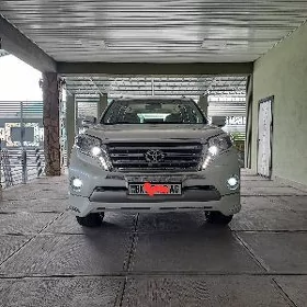 Toyota Land Cruiser Prado 2014