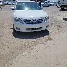 Toyota Camry 2011
