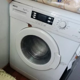 машинка Беко продаю