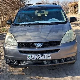 Toyota Sienna 2005