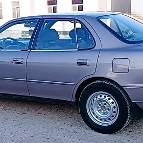 Toyota Camry 1995