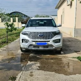 Ford Explorer 2021