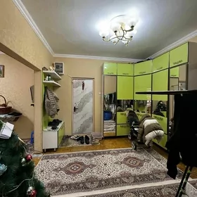 Mir 2 kwadrat prihozka