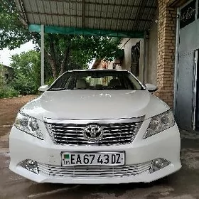 Toyota Camry 2014