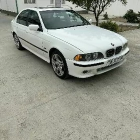 BMW E39 2001