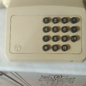 Телефон