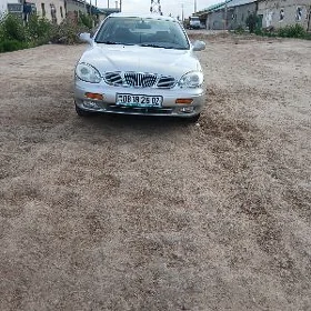 Daewoo Leganza 2000