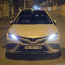Toyota Camry 2020