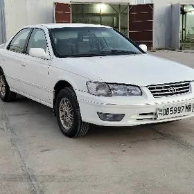 Toyota Camry 2001
