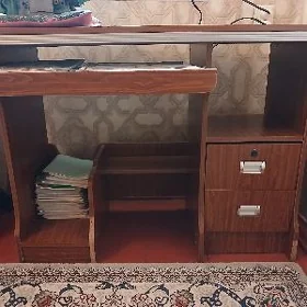 Kompyuternyý stol