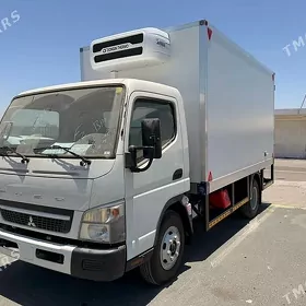 Mitsubishi Canter 2025