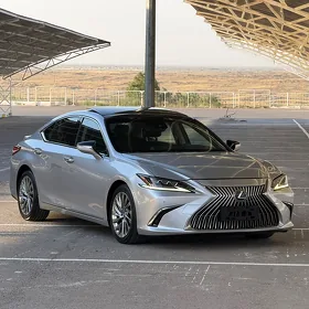 Lexus ES 350 2019