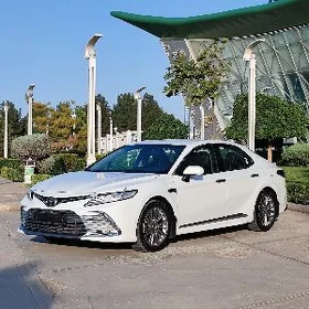 Toyota Camry 2022