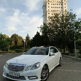 Mercedes-Benz W212 2009