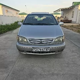 Toyota Sienna 2002