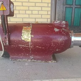 Çagdaş Мясорубка