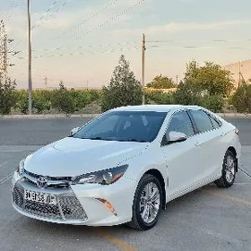 Toyota Camry 2016
