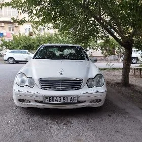 Mercedes-Benz C-Class 2003