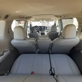 Toyota Sienna 2015