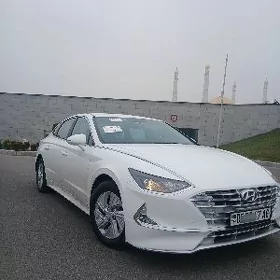 Hyundai Sonata 2021