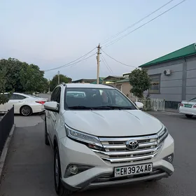 Toyota Rush 2021